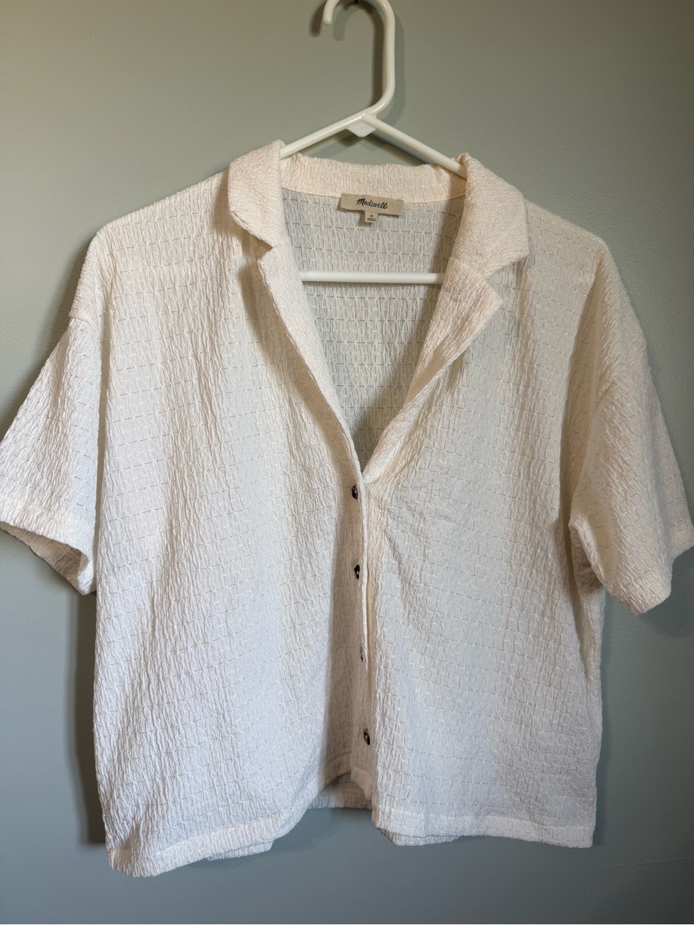 Madewell "Lighthouse" White Crinkle-Knit Camp Collar Top (Medium)